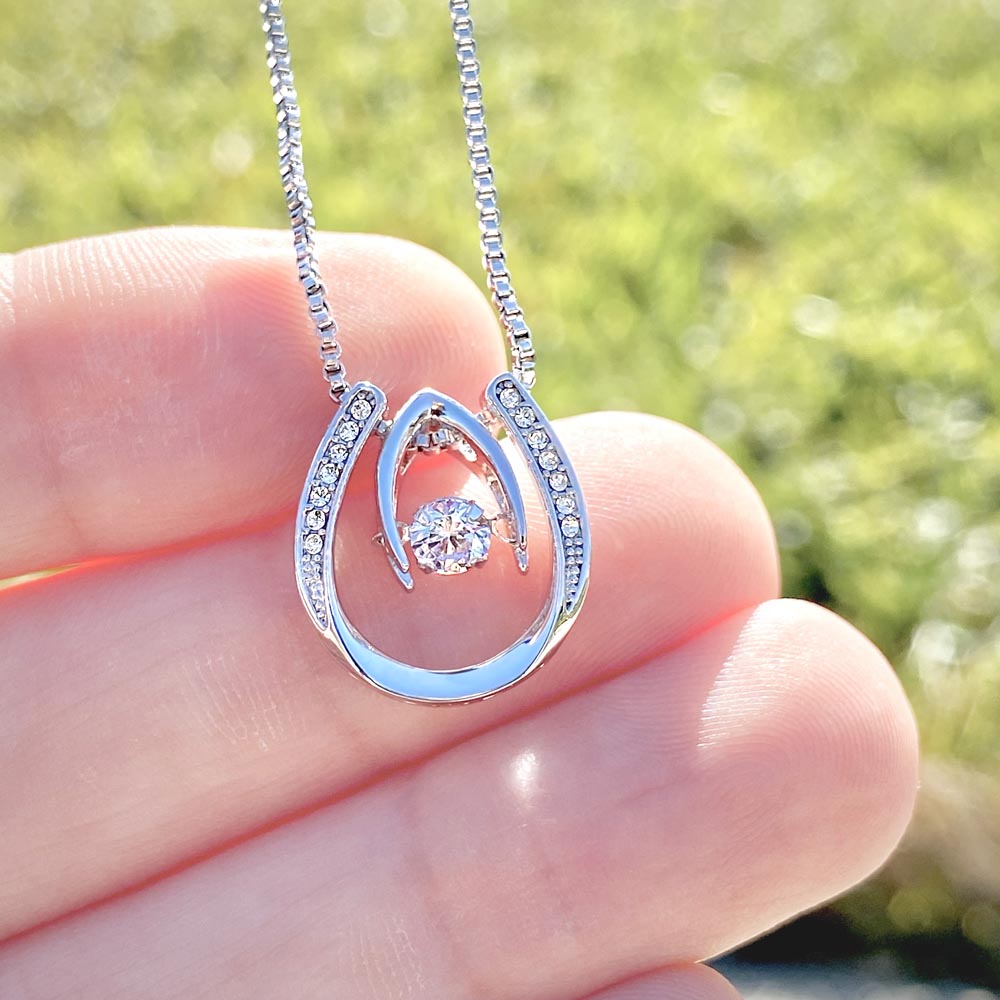 TO MY BEAUTIFUL DAUGHTER LUCKY IN LOVE NECKLACE
