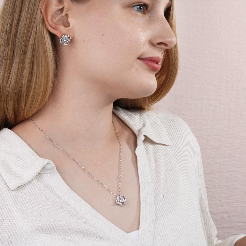 To My Best Wife Love Knot Necklace