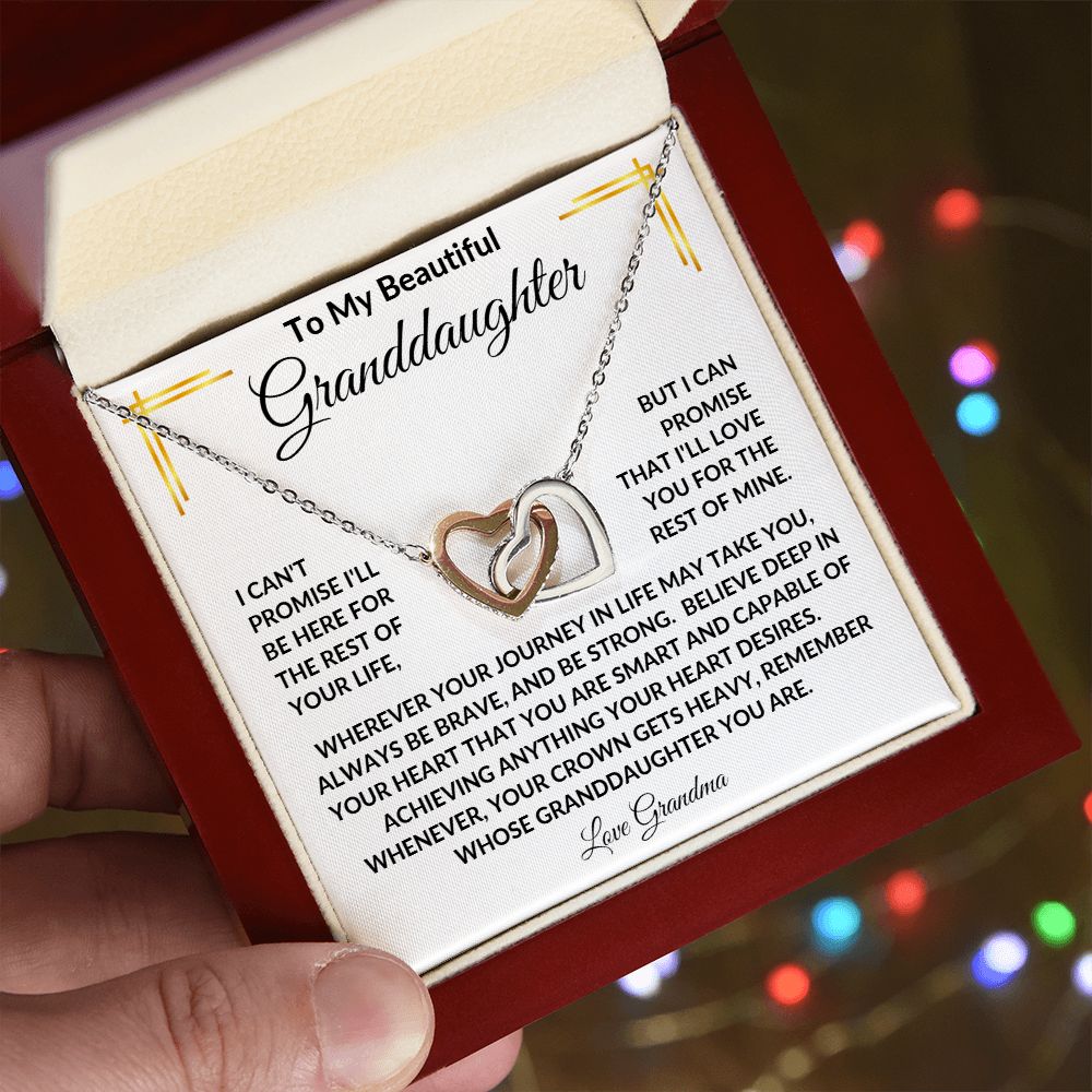 TO MY BEAUTIFUL GRANDDAUGHTER LOVE GRANDMA INTERLOCKING NECKLACE